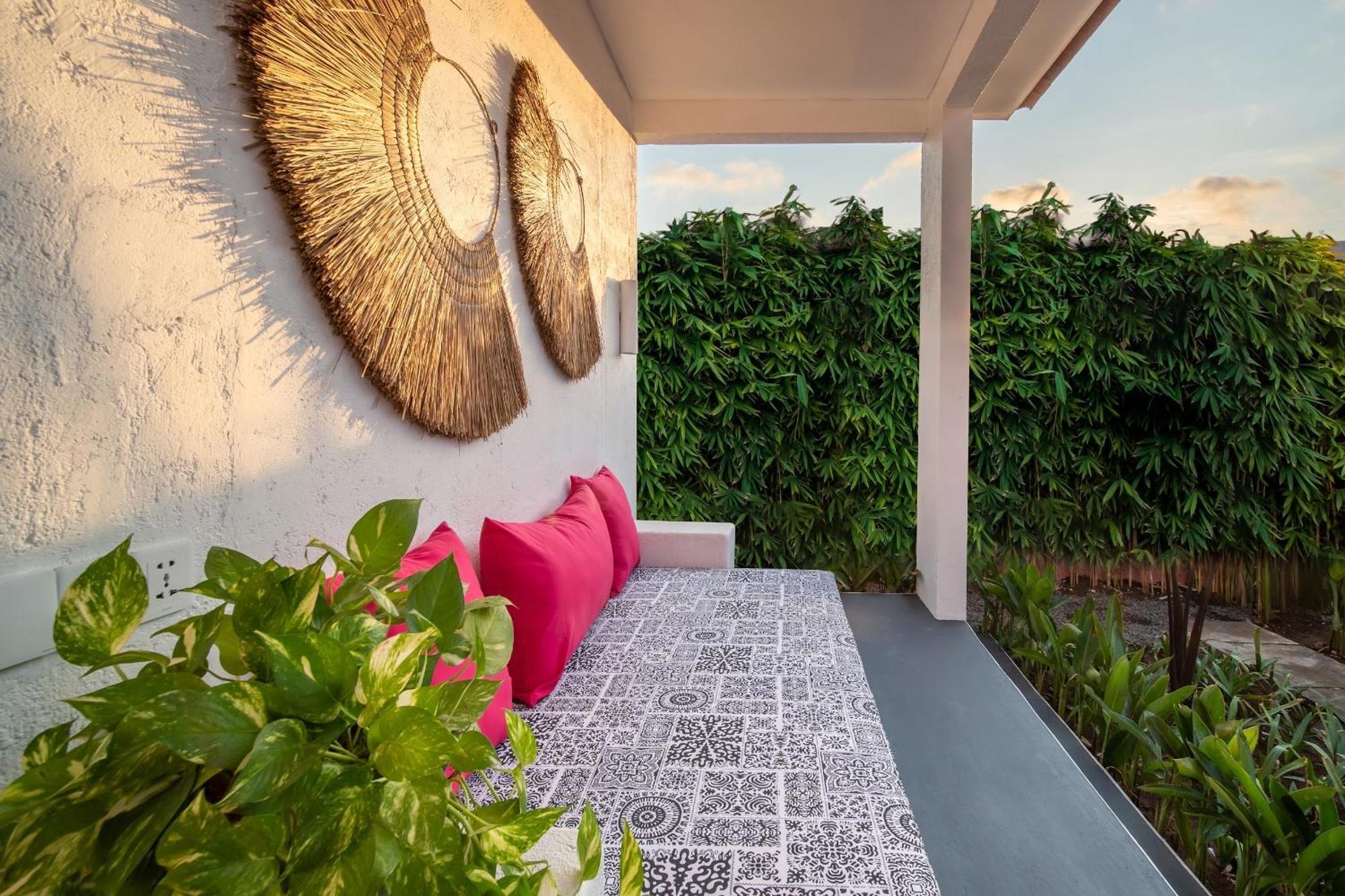 Bed and Breakfast Pinkprivate Balangan - For Cool Adults Only Jimbaran Exterior foto
